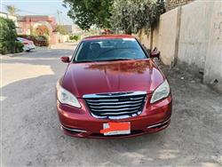 Chrysler 200